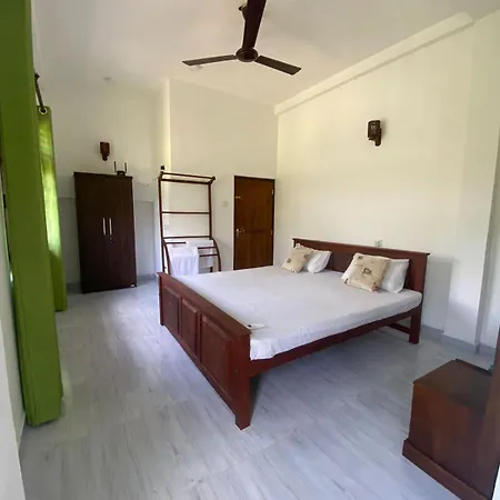 Ferienwohnung Noahs Ark Oceanscape Mirissa Exterior foto