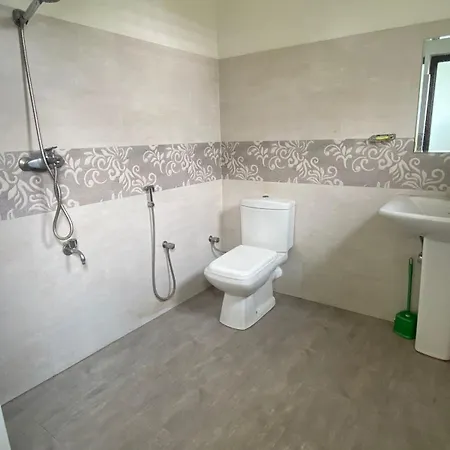 Ferienwohnung Noahs Ark Oceanscape Mirissa Exterior foto